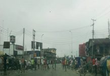 Youth take over streets in Warri playing football during lockdown in Delta