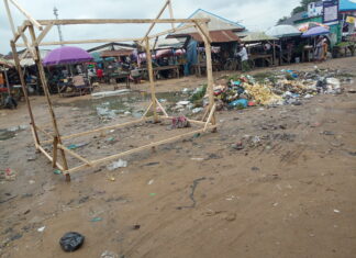 Four months after The Dune’s report, Ibesikpo Asutan council evacuates wastes at Nung Udoe market