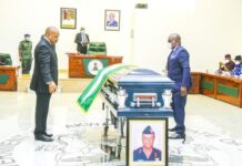 Akwa Ibom gov’t holds special valedictory session in honour of former military administrator, Idongesit Nkanga