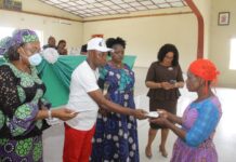 Foundation, council give N1.5mn grant to rural farmers in Akwa Ibom