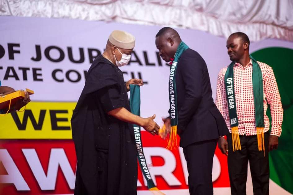 The Dune Editor wins Ray Ekpu award for investigative journalism