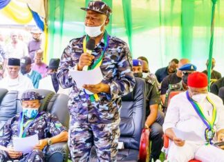 Youths kill man who killed police officer in Awara community