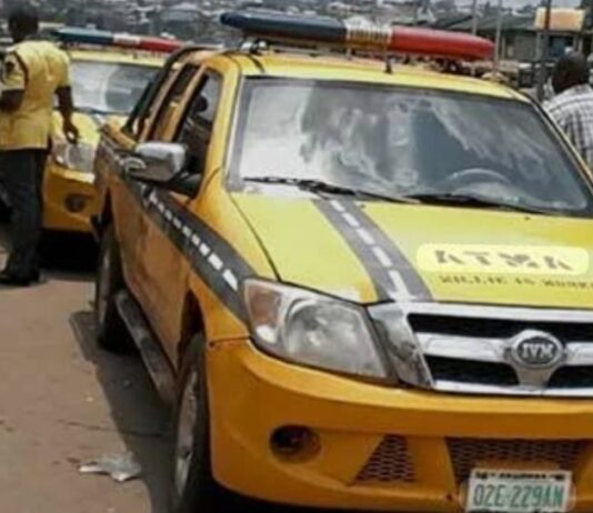 Extortion: Anambra road traffic officers delay passengers for hours on 2nd Niger Bridge